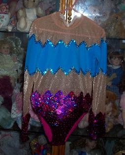 costume040804.jpg